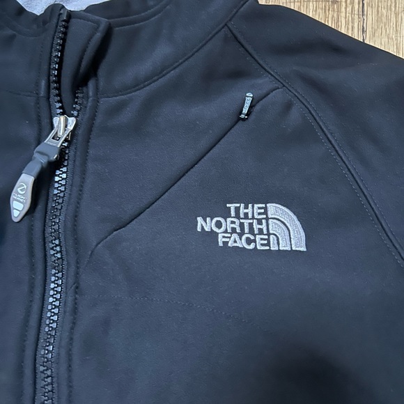 Small the north face jacket - Picture 2 of 5